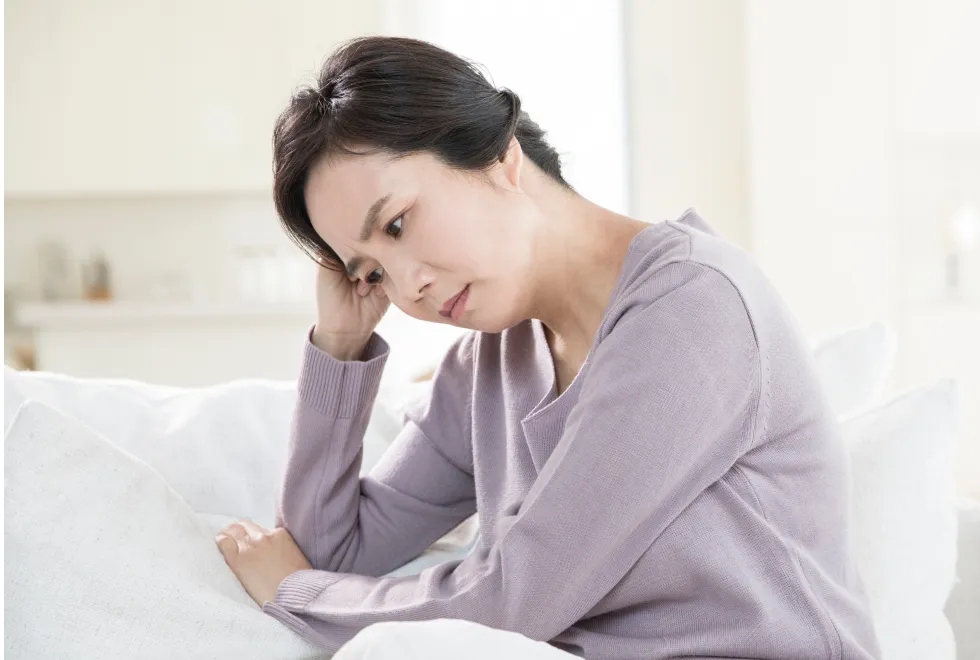 화가 나는 것도 이제 지치고, 아무 의욕도 없어요.